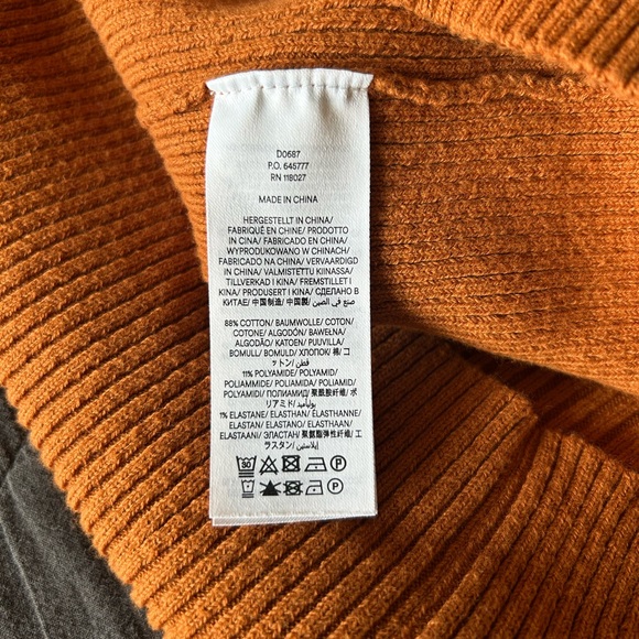 BODEN knit dress with crochet trim - Picture 9 of 9